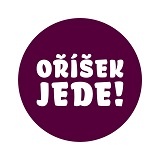 Oříšek jede